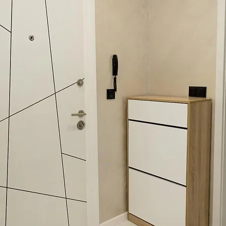 Chic 1br Flat & Garage I Garden Residence, By Flat Mаnаger 瓦爾納