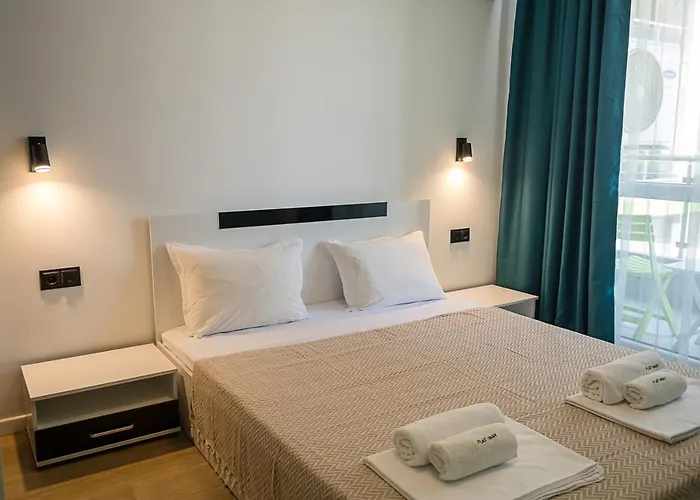 Chic 1br Flat & Garage I Garden Residence, By Flat Mаnаger Lägenhet Varna