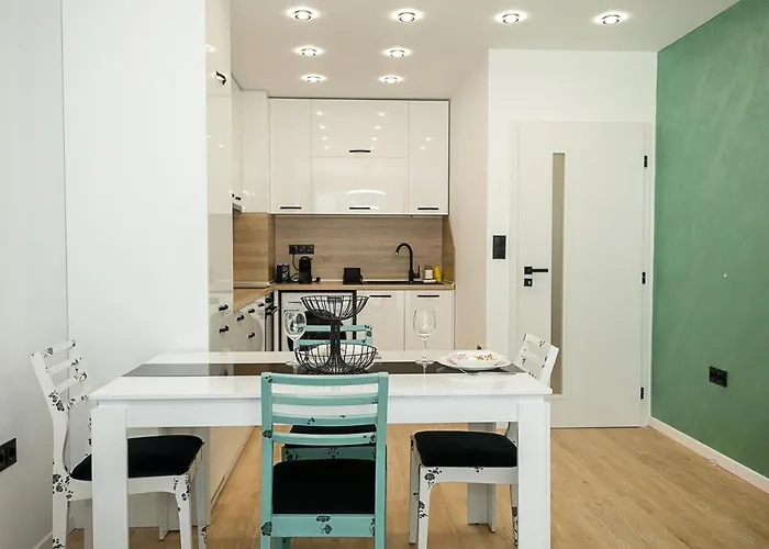 Chic 1br Flat & Garage I Garden Residence, By Flat Mаnаger